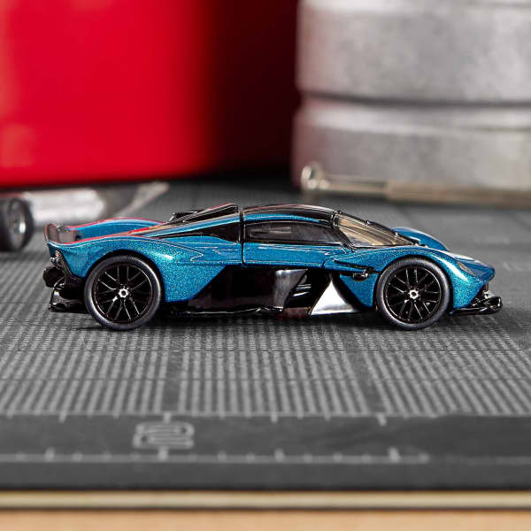Hot Wheels Elite 64 Aston Martin Valkyrie