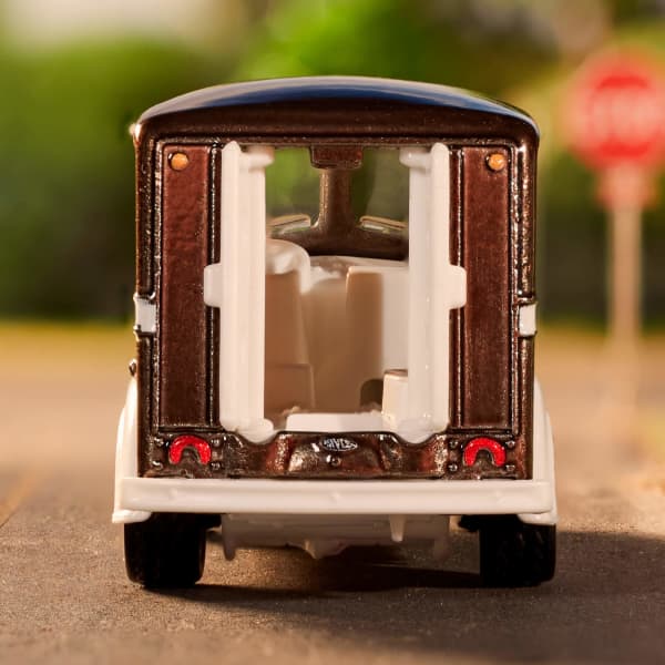 Matchbox Tootsie Roll Divco Milk Truck