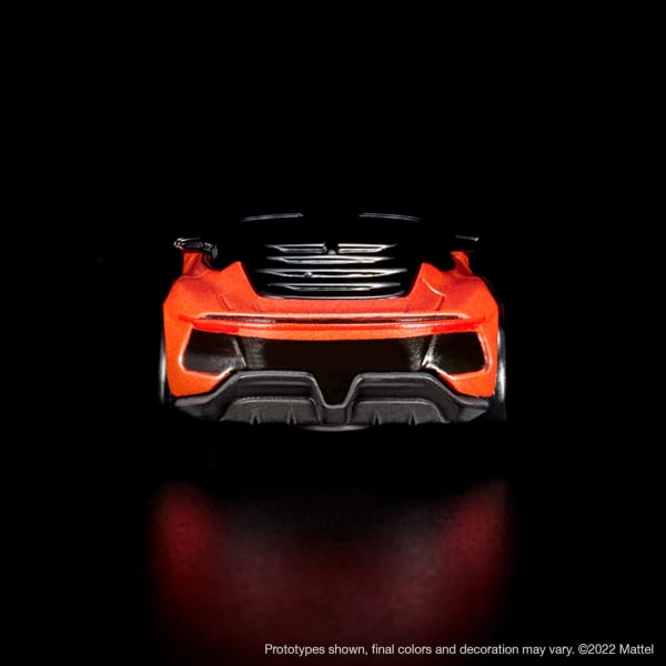 Hot Wheels x DeLorean DMC-12 & Alpha5 Collector Set