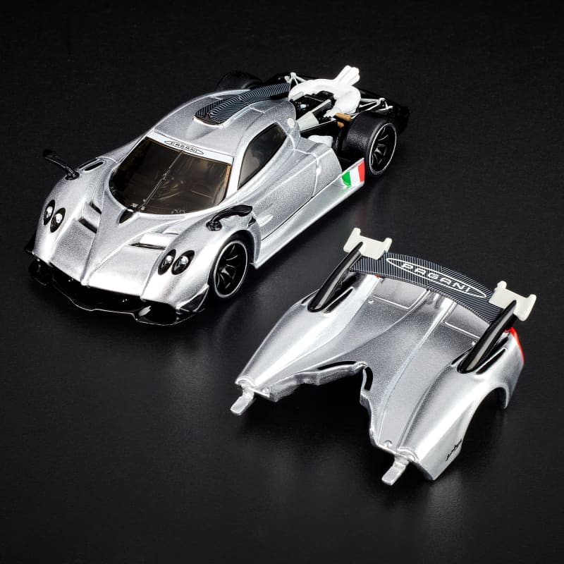 Hot Wheels Red Line Club Exclusive '21 Pagani Huayra R | Mattel