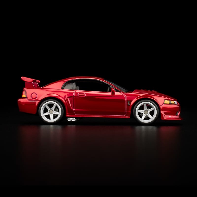 RLC Exklusiv: 2000 Ford Mustang SVT Cobra R