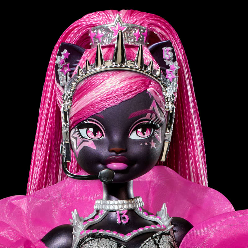 Monster High 2025 Fang Vote Catty Noir Doll