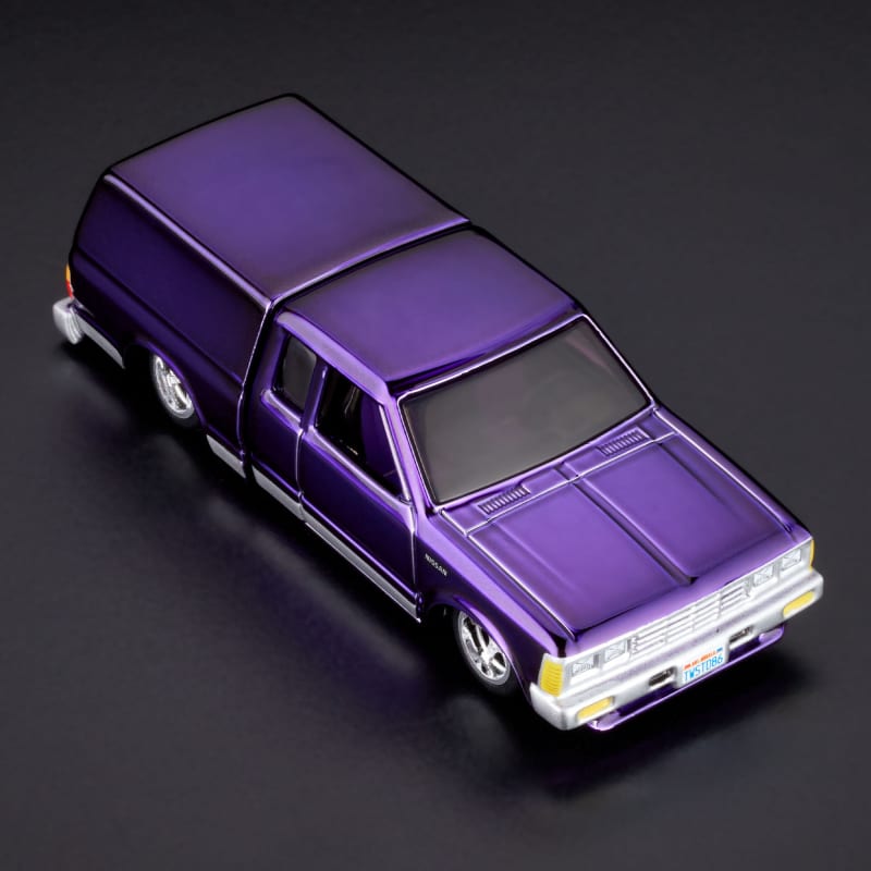 Hot Wheels RLC 1986 Nissan 720 King Cab