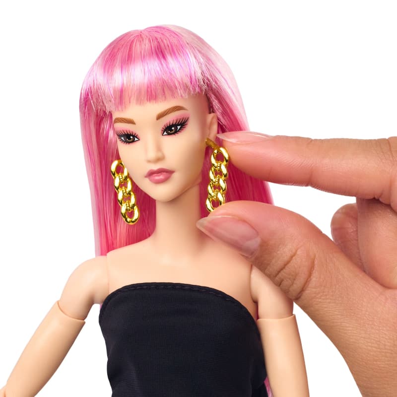 Das Barbie Basics Set Nr. 2 lässt sich selbst herstellen