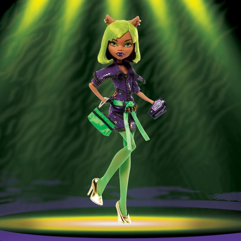 Monster High Dawn of the Dance Clawdeen Wolf Reproduction Doll