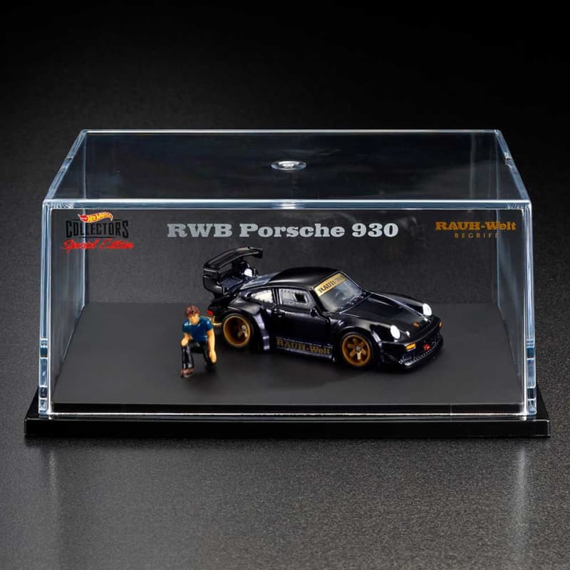 Hot Wheels RLC Exclusive RWB Porsche 930 w/ Akira Nakai Figurine