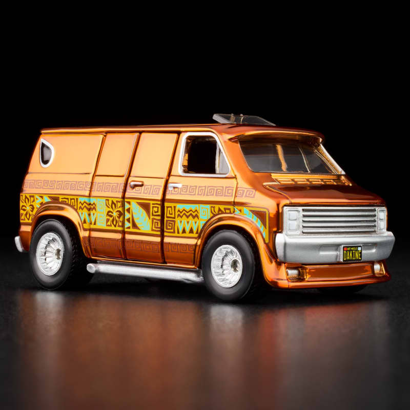 Exklusiver Dodge Tradesman Transporter aus den 70er Jahren von RLC