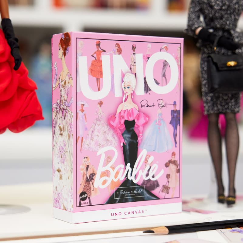 UNO Canvas Barbie Fashion Model Collection Deck