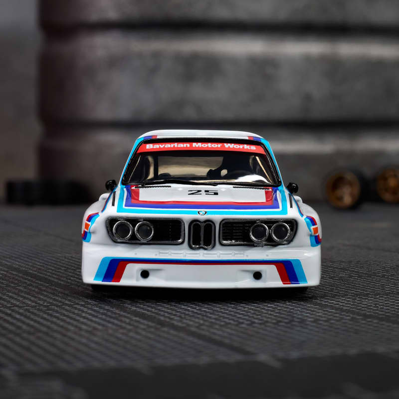 Hot Wheels Elite 64 1975 BMW 3.0 CSL Race