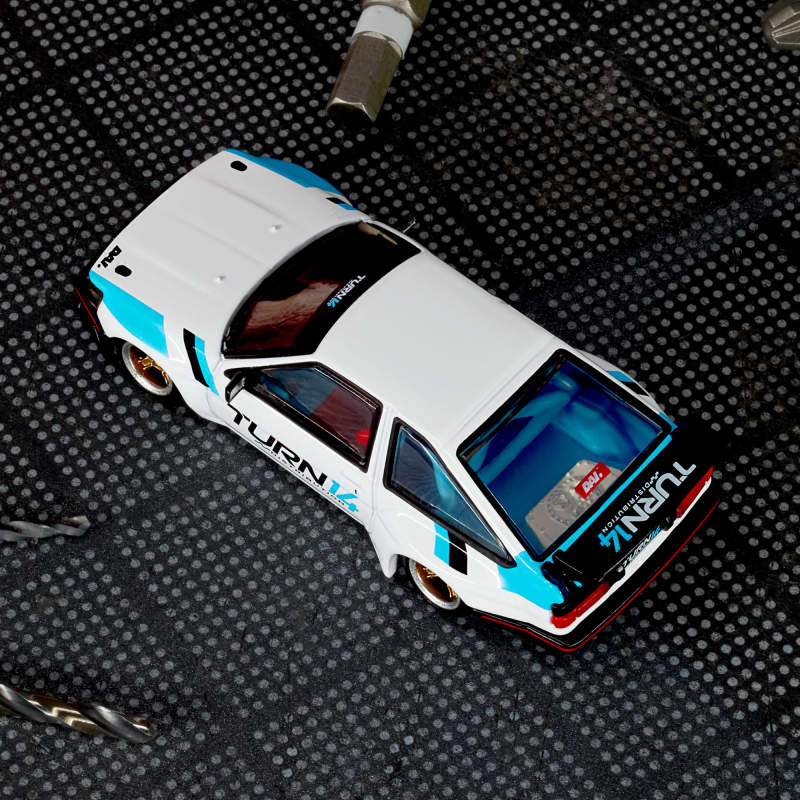 Elite 64 Toyota Corolla Levin (AE86) Custom