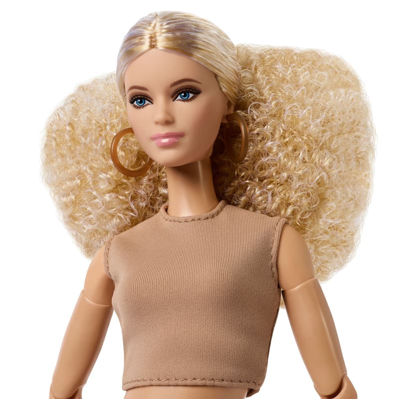 Barbie Basics 2026 Neutrals Series, Model 07 | Mattel Creations