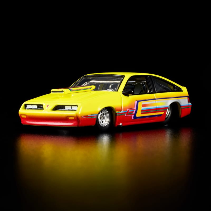 Hot Wheels RLC Exclusive 1985 Pontiac J2000