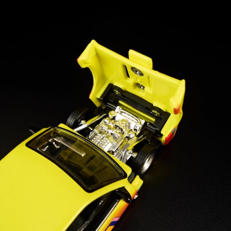 Hot Wheels RLC Exclusive 1985 Pontiac J2000