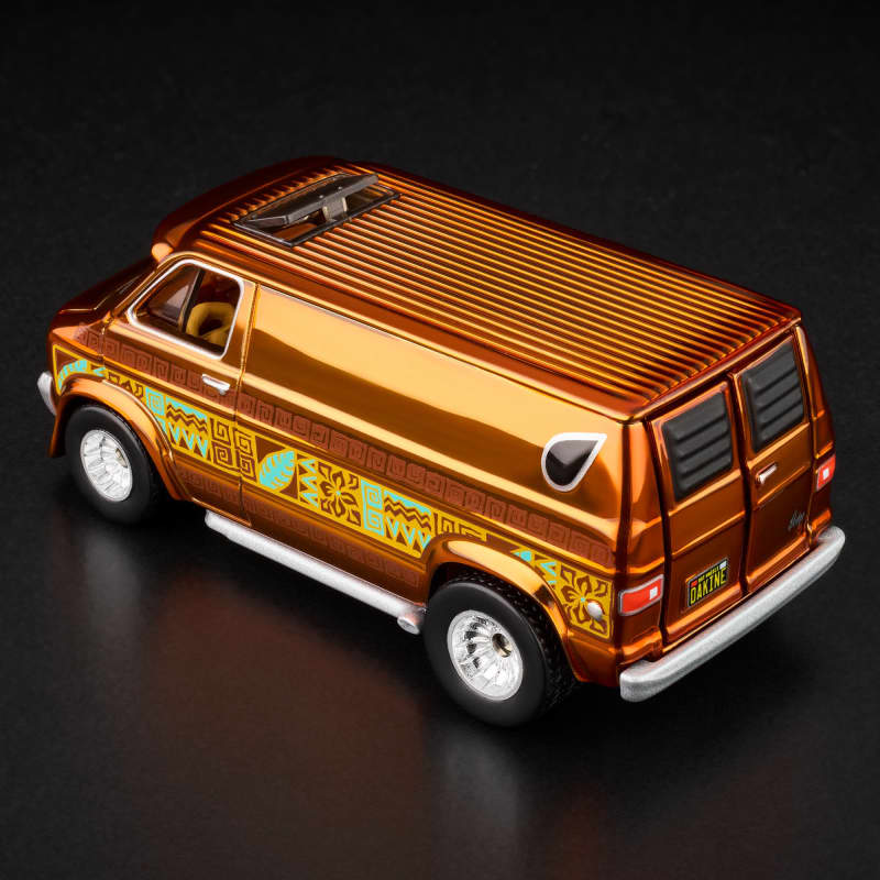 Exklusiver Dodge Tradesman Transporter aus den 70er Jahren von RLC