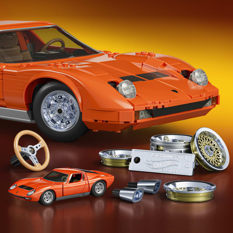 Mattel Brick Shop Hot Wheels Lamborghini Miura P400 SV Collectible Building Set
