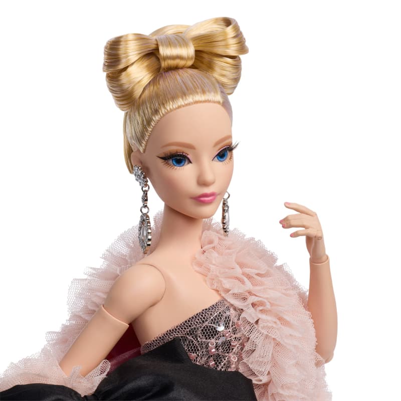 Barbie Atelier Puppe #1 | Mattel Creations