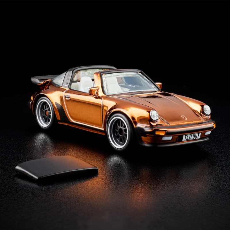 Hot Wheels RLC Exclusive 1988 Porsche 911 Targa Turbo With CHASE Version
