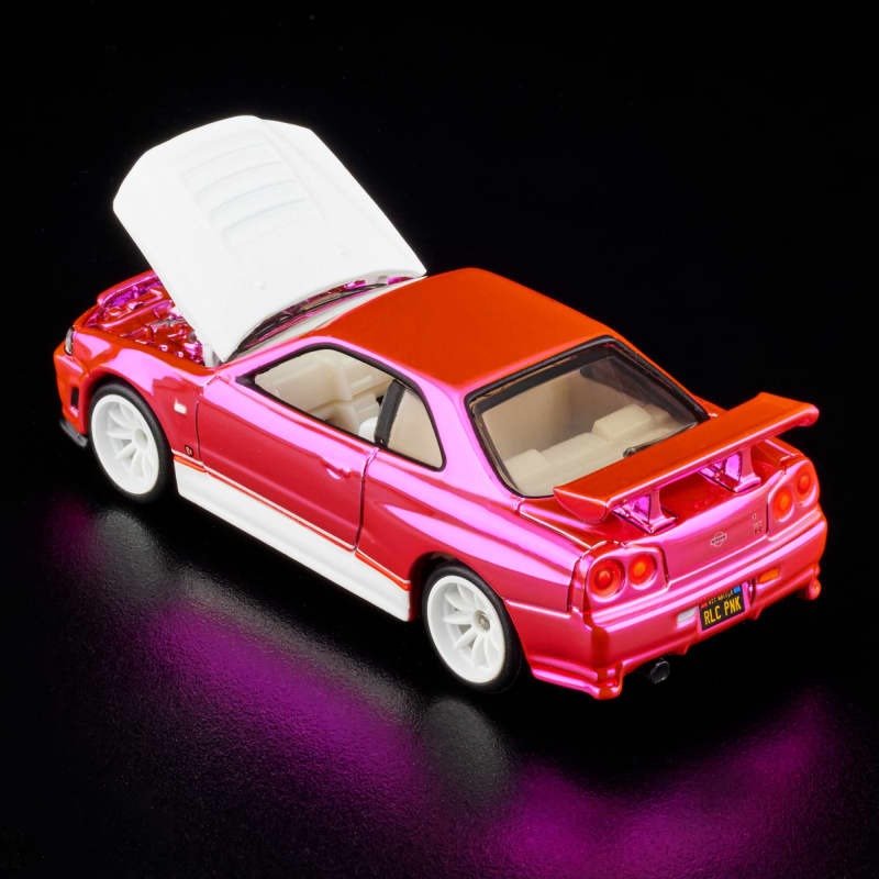 Hot Wheels RLC Exclusive Pink Editions Nissan Skyline GT-R