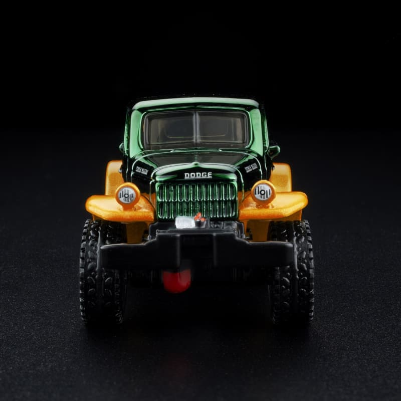 Hot Wheels RLC Exclusive Holiday 1952 Dodge Power-Wagon