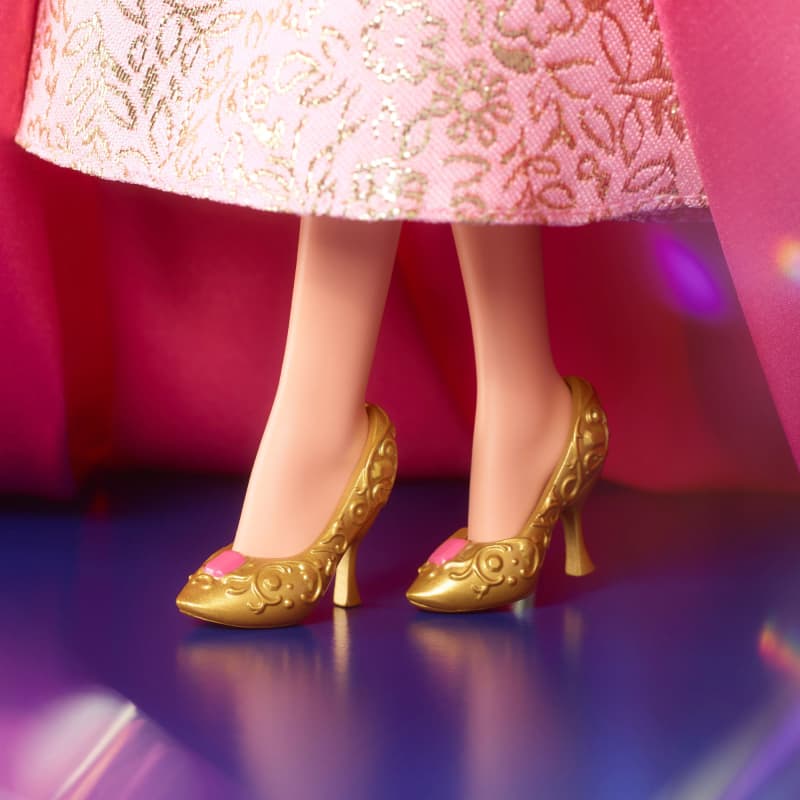 Disney Collector Radiance Collection Aurora Doll