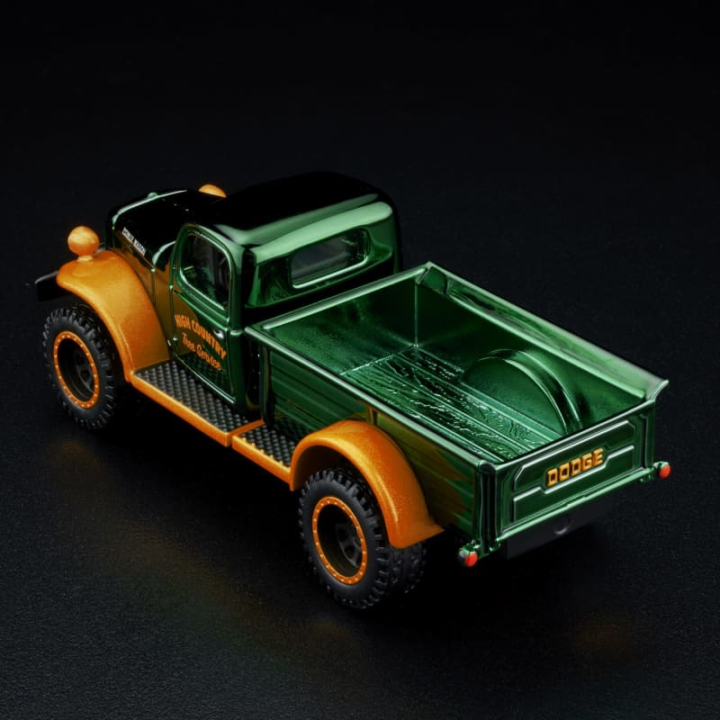 Hot Wheels RLC Exclusive Holiday 1952 Dodge Power-Wagon