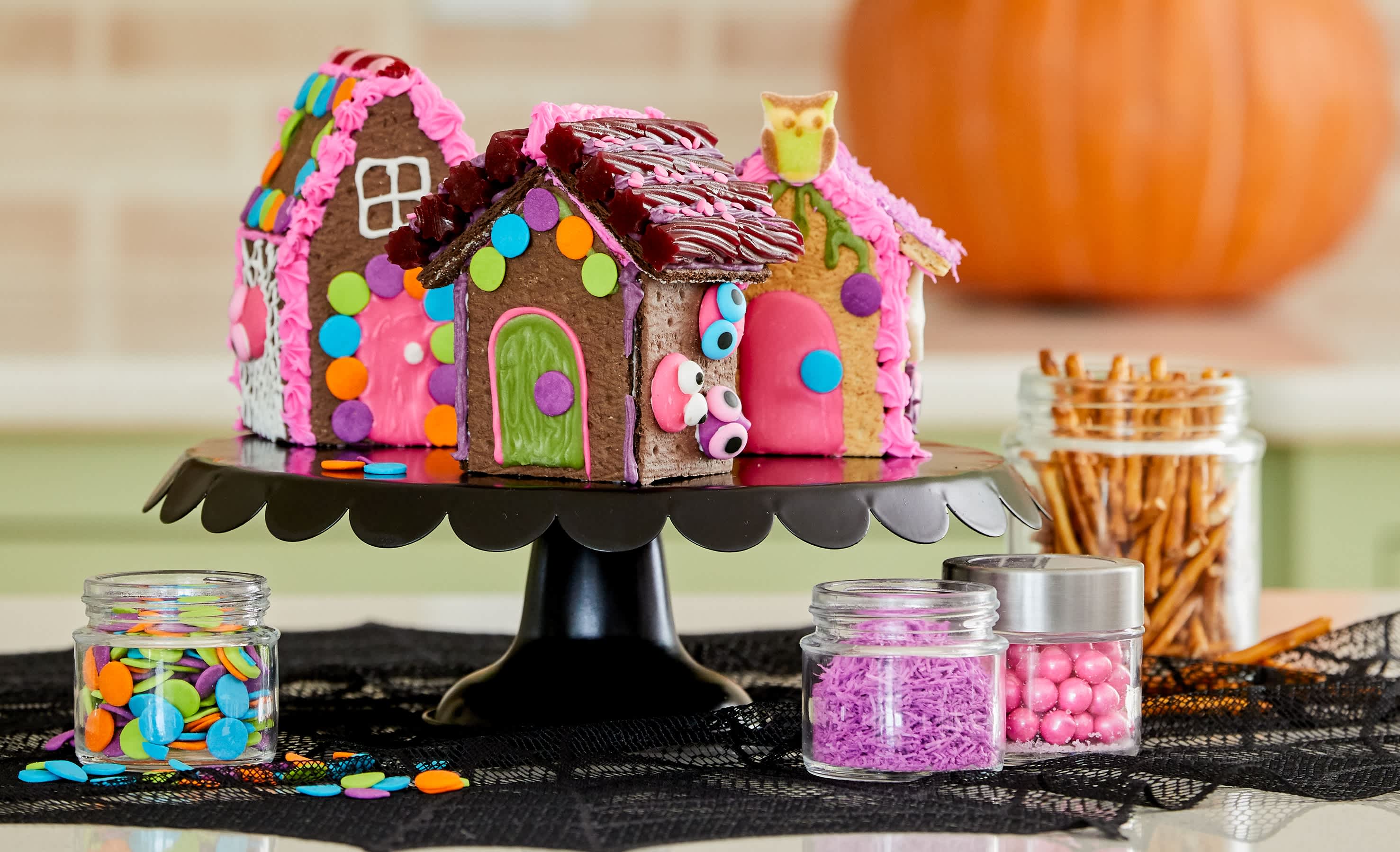 Image of halloween gingerbread houses