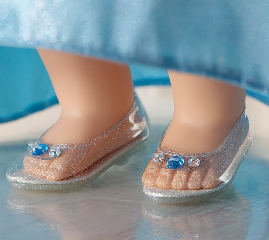 Cinderella shoe details