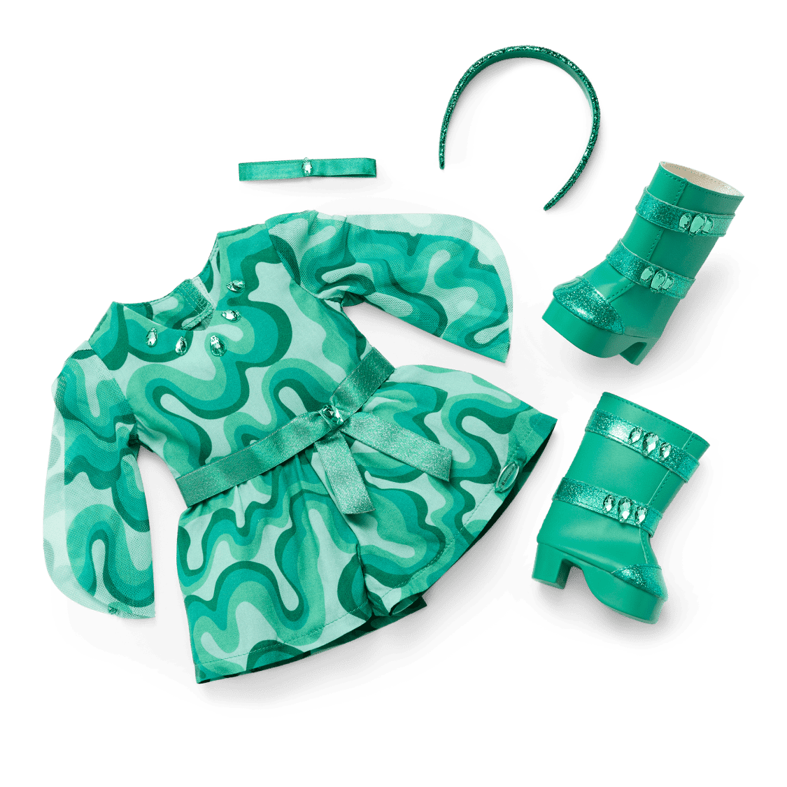 May Enchanting Emerald Outfi…