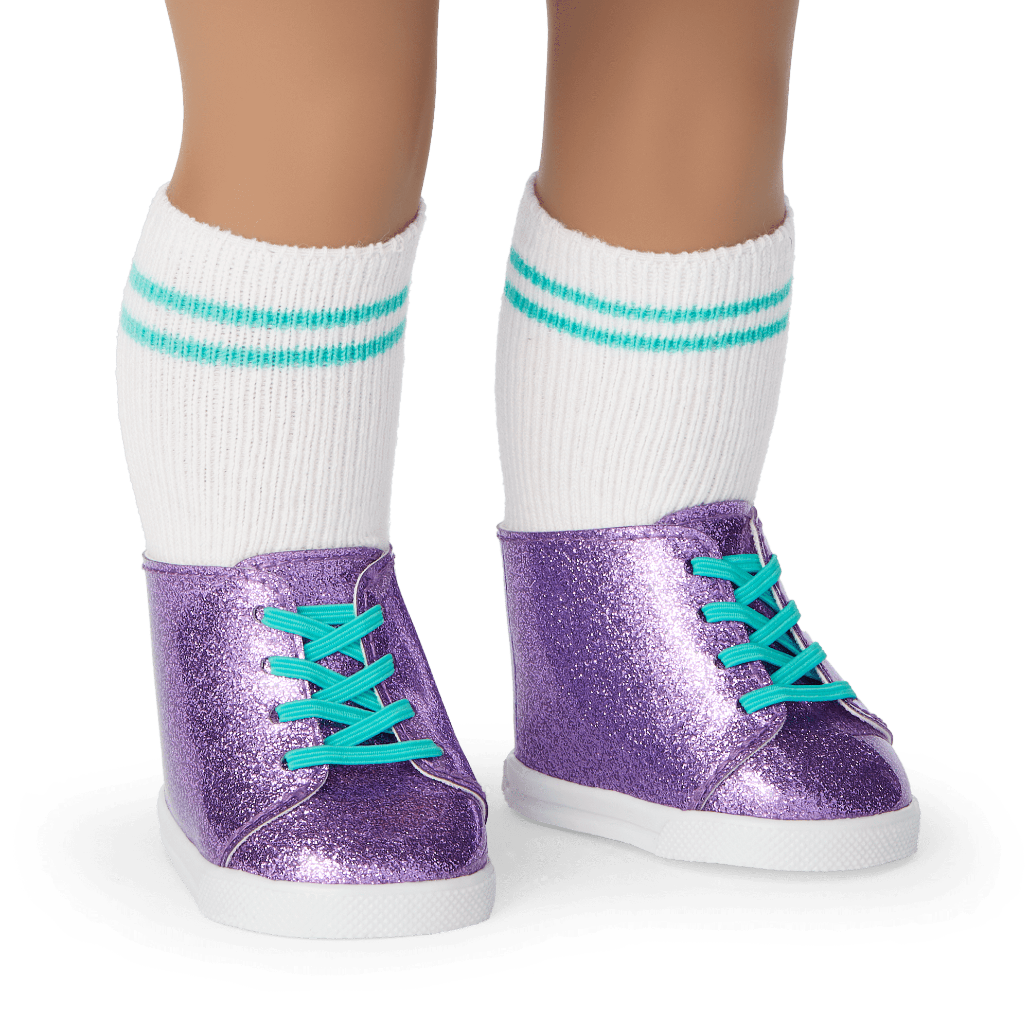 Truly Me™ #117 Doll & Dance All Day Set with wavy dark-brown hair
