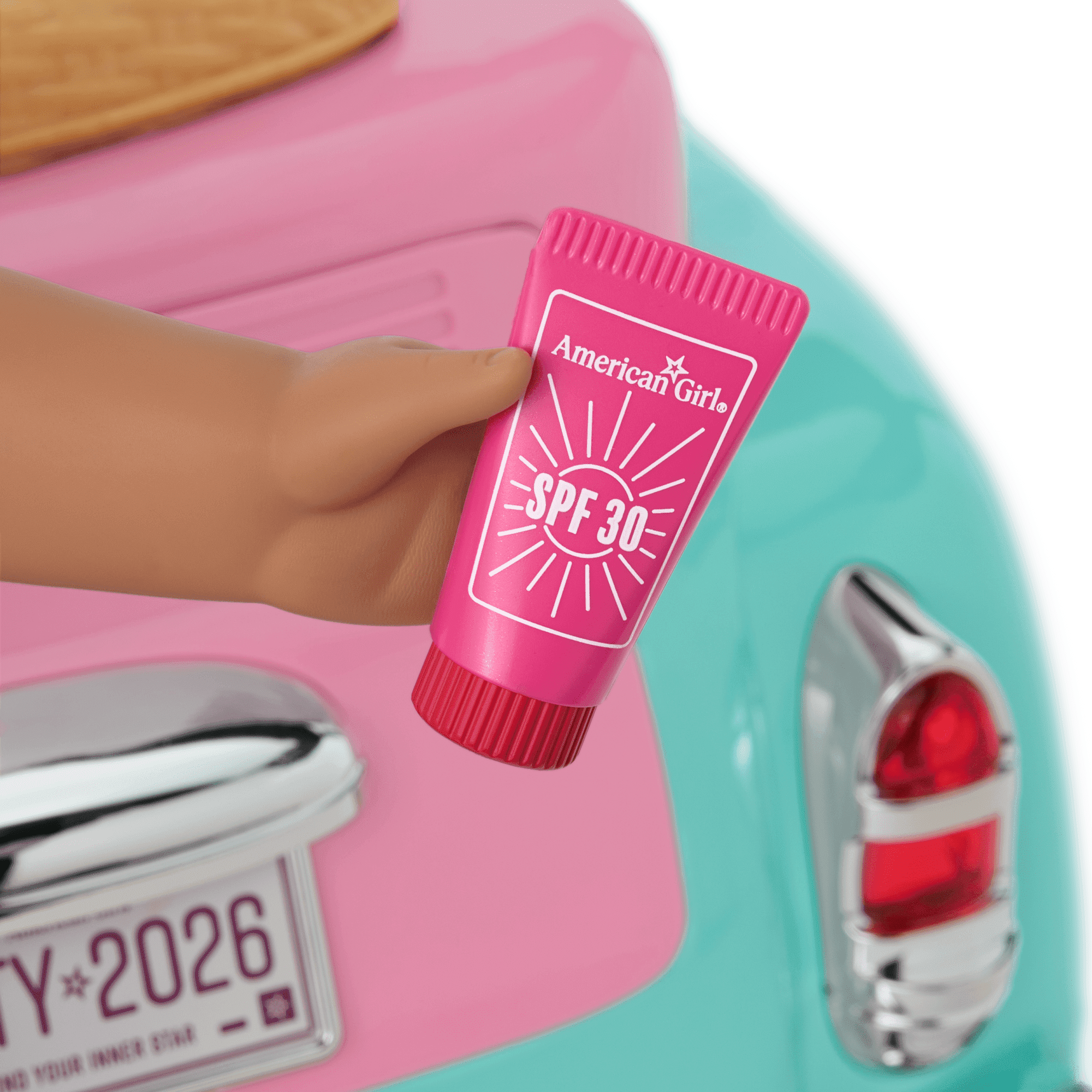 Raquel's™ Seaside Car for 18-inch Dolls (Girl of the Year™ 2026