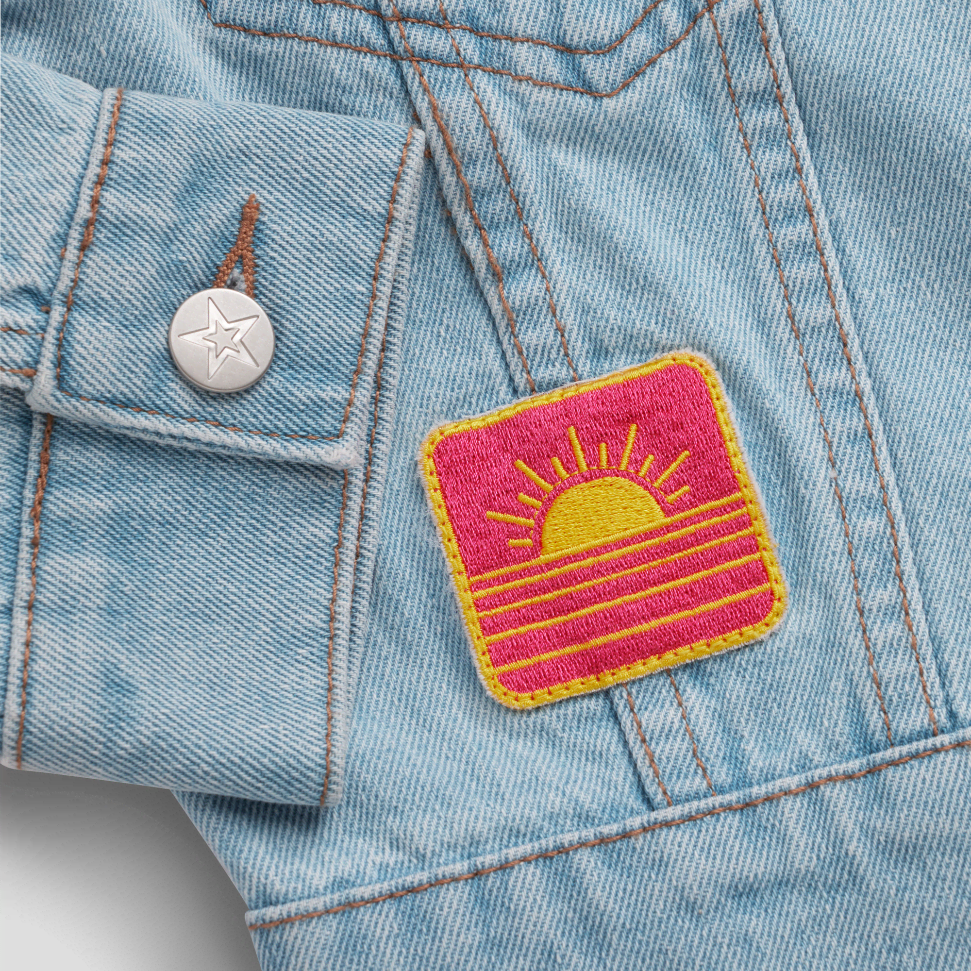 Daisy Davenport’s™ Jean Jacket for Girls (Girl of the Year™ 2027)