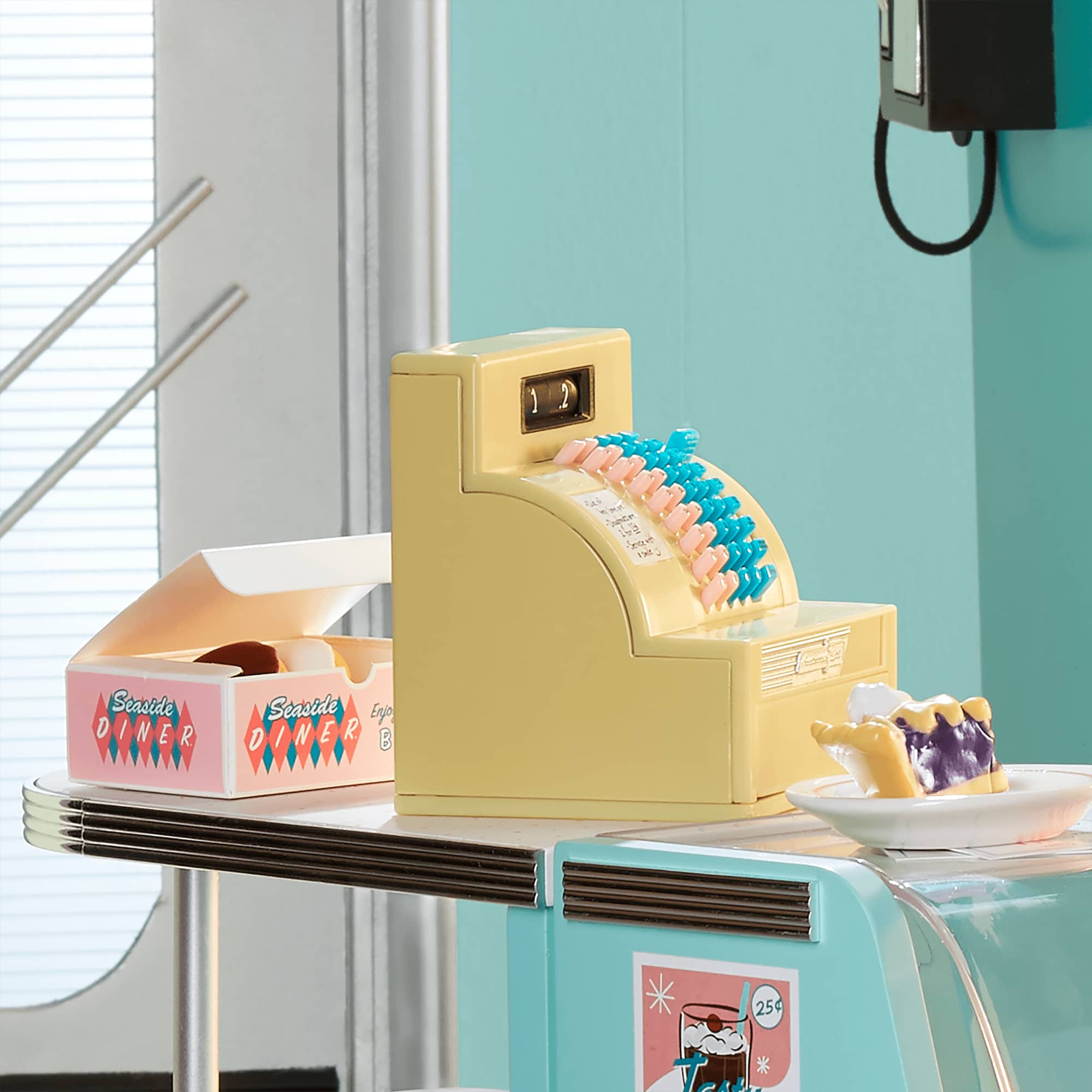 Maryellen’s™ Seaside Diner Bakery Case for 18-inch Dolls (Historical Characters)