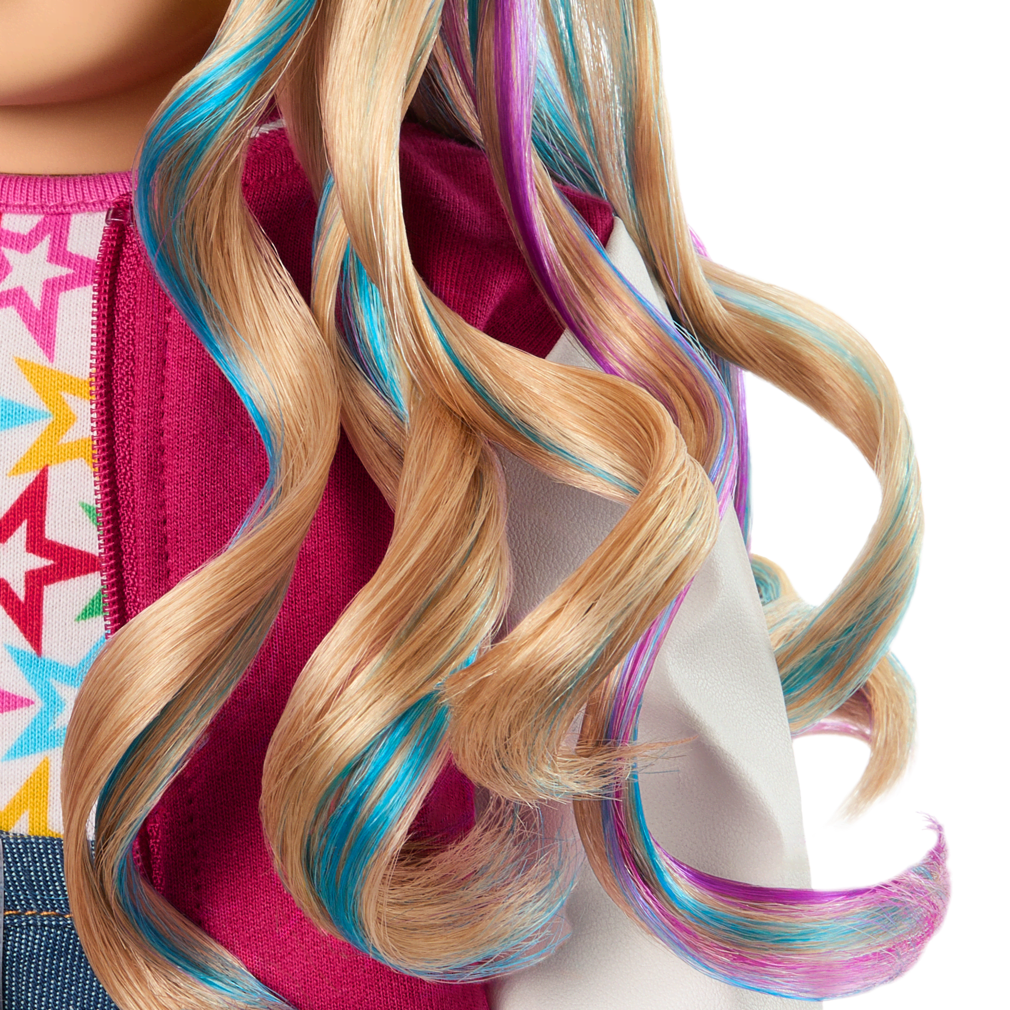 Truly Me™ 18-inch Doll #110 with wavy blonde hair