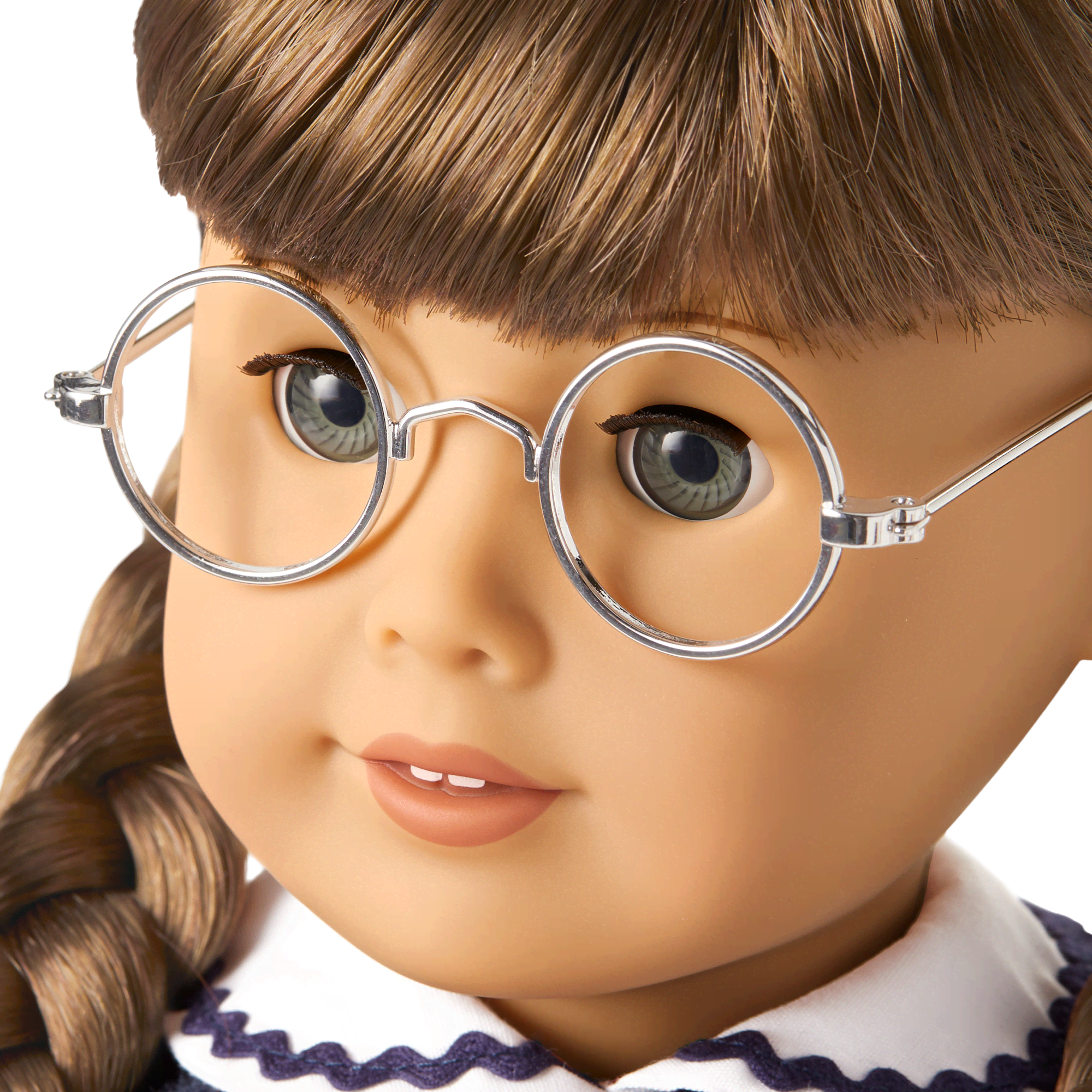 Molly McIntire™ 18-inch Doll, Book & Accessories (Historical Characters)