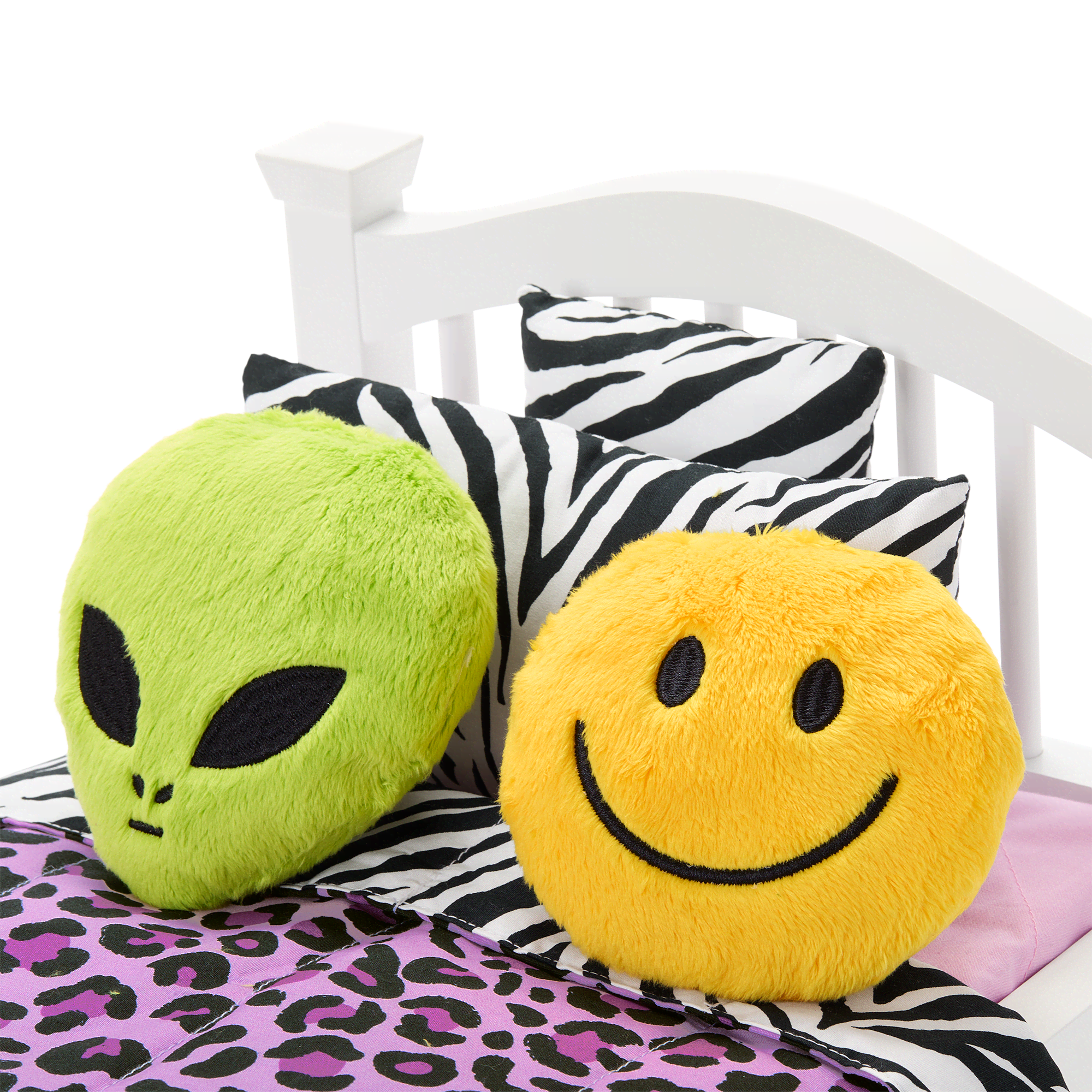 Isabel™ & Nicki’s™ Twin Beds Bundle (Historical Characters)