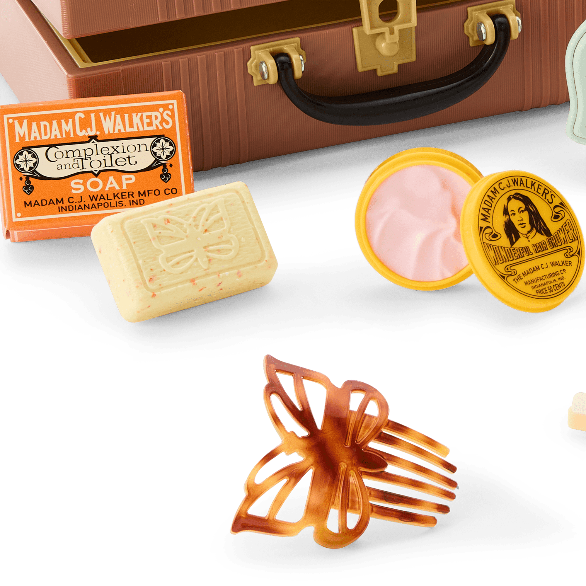 Claudie's™ Travel Accessories for 18-inch Dolls (Historical Characters)
