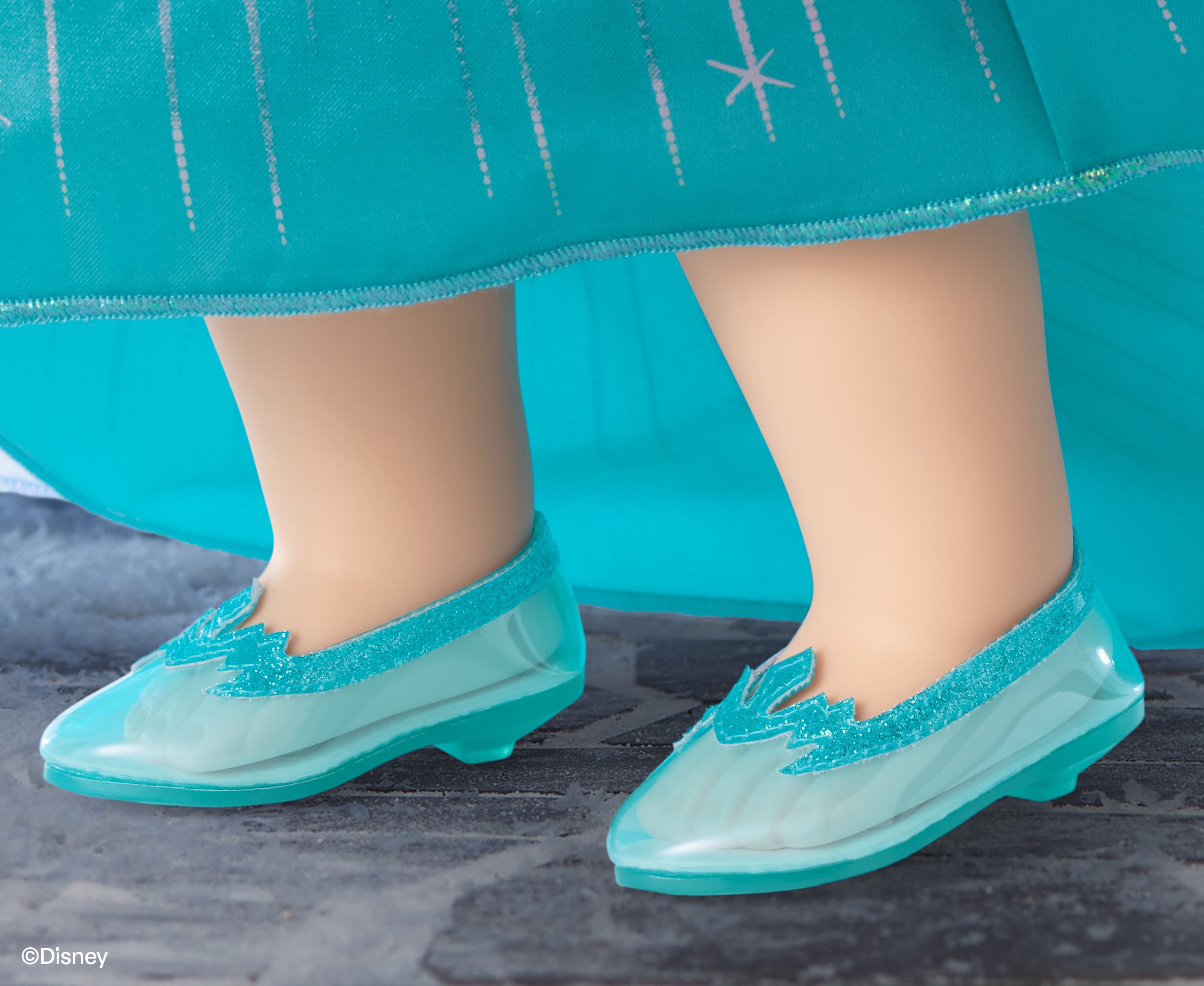 Details of Elsa's shoes