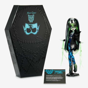 Cleo De Nile Haunt Couture shops Monster High Doll NIB