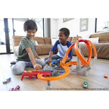 Baby car store track