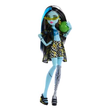 Monster High Doll, Clawdeen Wolf in Monster Ball Party Fashion with Themed  Accessories Including Balloons