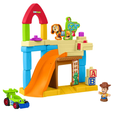 Playset Fisher-Price Little People Disney E Pixar Toy Story La Stanza Di Andy, Woody E Veicolo Radiocomandato - Image 1 of 6