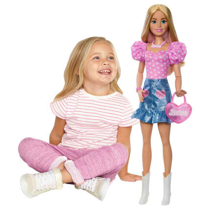 Barbie Κούκλα Μόδας 71 Εκ. Με Αφαιρούμενα Ρούχα & Αξεσουάρ, Κολιέ Και Τσαντάκι - Image 1 of 6