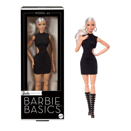 Κούκλα Συλλεκτική Barbie Basics, Μοντέλο 02 Με Ξανθά Μαλλιά, Μαύρο Φόρεμα & Μπότες Gladiator - Imagen 1 de 6