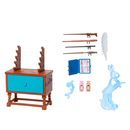 Harry Potter Diagon Alley Collectible Shops, Ollivanders, Movie-Inspired Accessories & Surprises - Image 1 of 5