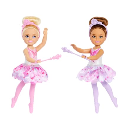 Barbie Fantasy Muñeca El Cascanueces Chelsea Hada de Nieve Sorpresa - Image 1 of 