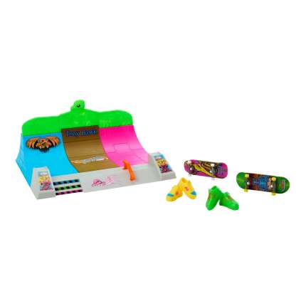 Hot Wheels Skate Tony Hawk Hq Skatepark With 2 Exclusive Fingerboards And 2 Pairs Of Skate Shoes - Imagen 1 de 6