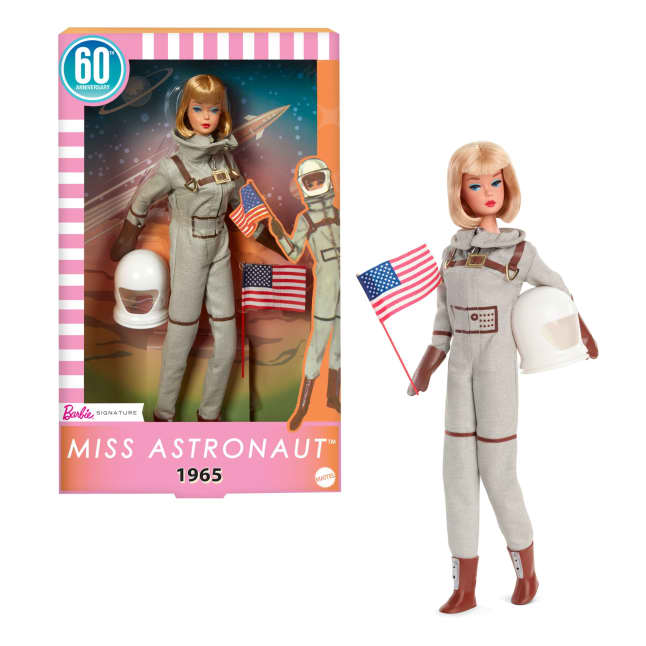 Barbie Signature Miss Astronaut Doll Collectible With Silver Suit, Space Boots, & Helmet Accessory - Imagen 1 de 6
