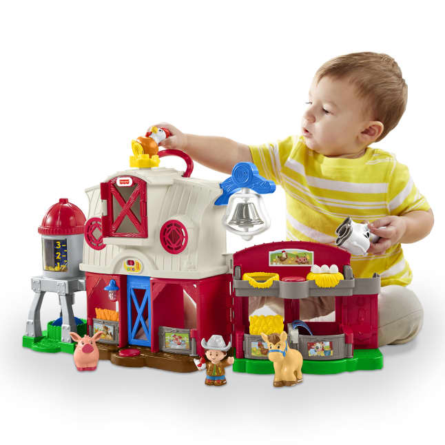Fisher-Price Little People Caring For Animals Farm - English & French Version - Image 1 of 6
