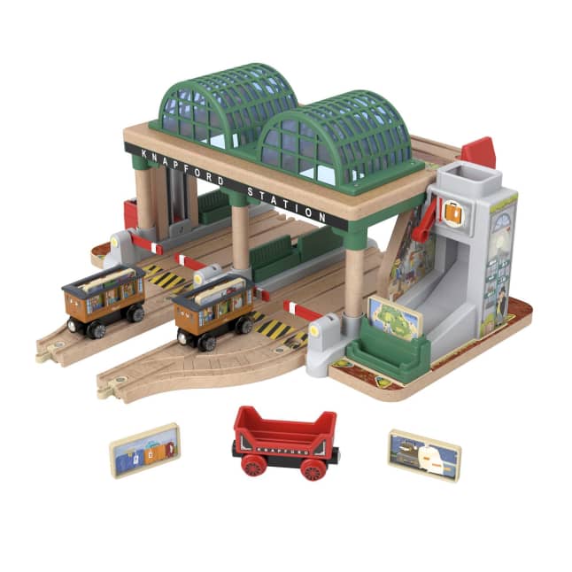 Fisher-Price Thomas et ses Amis Piste en Bois Coffret de Jeu Ramassage de Passagers à La Gare des Quatre Vents - Image 1 of 6