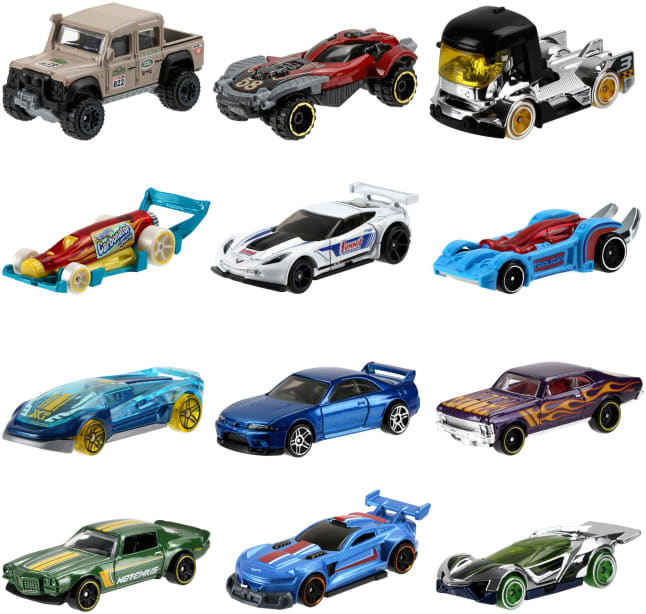 Hot Wheels 1:64 Scale Basic Toy Car Or Truck - Imagen 1 de 6